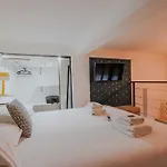 Comfortable Duplex In The Heart Of Paris